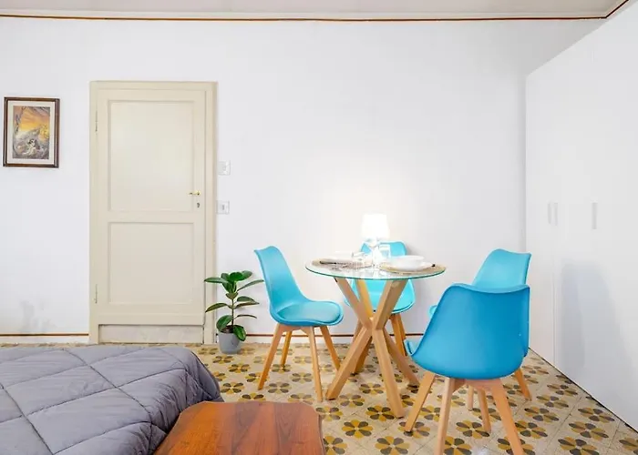 Urban Oasis In Front Of Duomo Di Appartement Pérouse